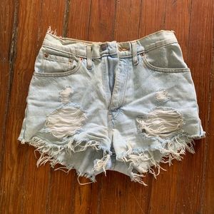Levi Jean Shorts